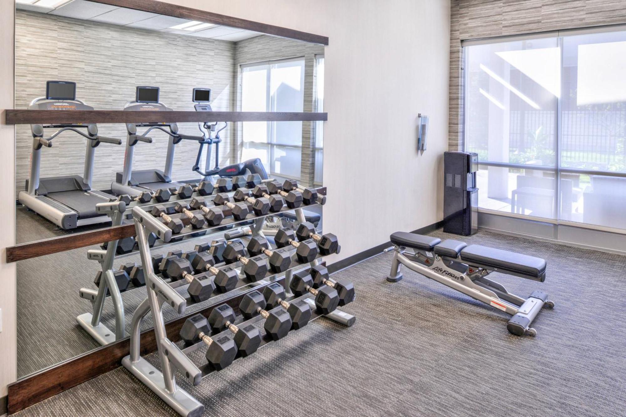 Courtyard By Marriott Columbus Grove City Extérieur photo